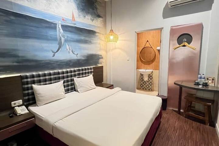 Room 19 of 36