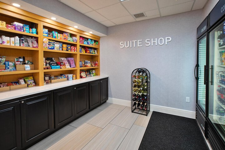 Snack bar