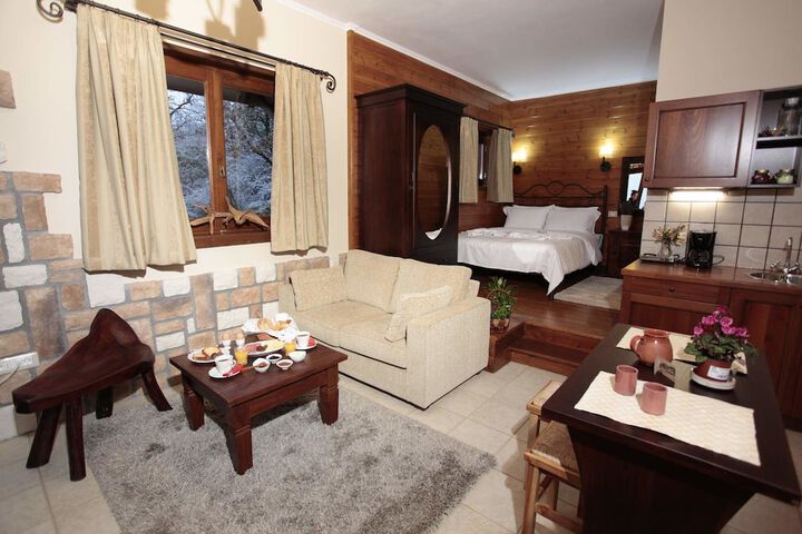 Room 9 of 35