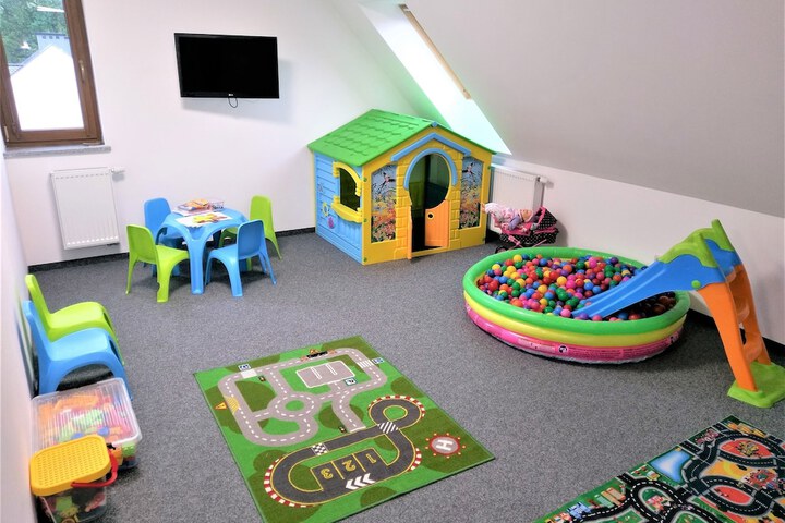 Childrens Activities 66 of 82