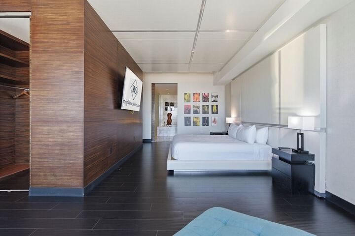 Room 58 of 484