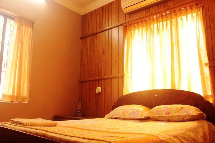 Room 3 of 5