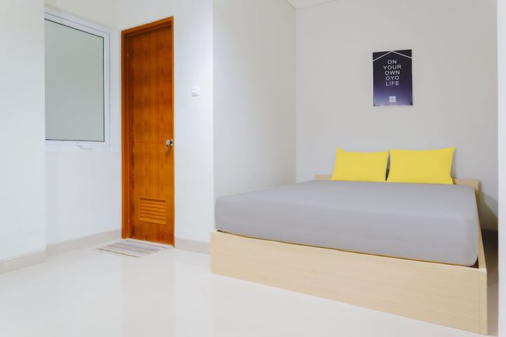 Room 8 of 29