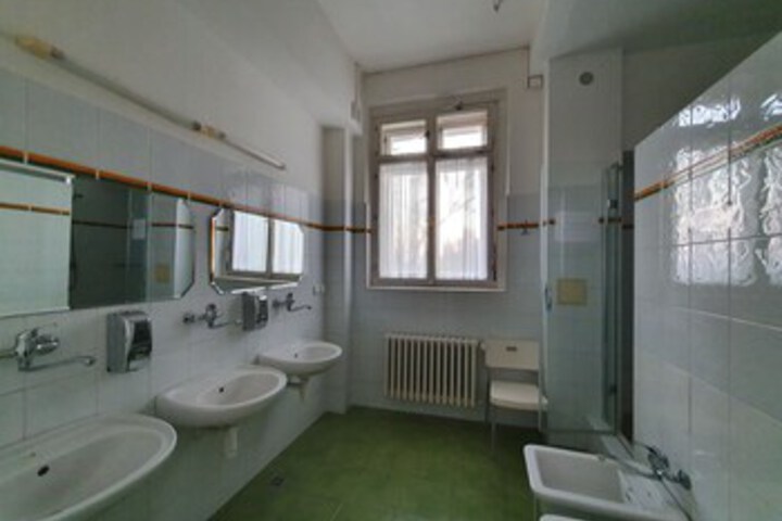 Room 268 of 324