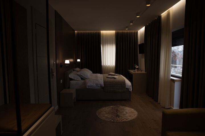 Room 23 of 40