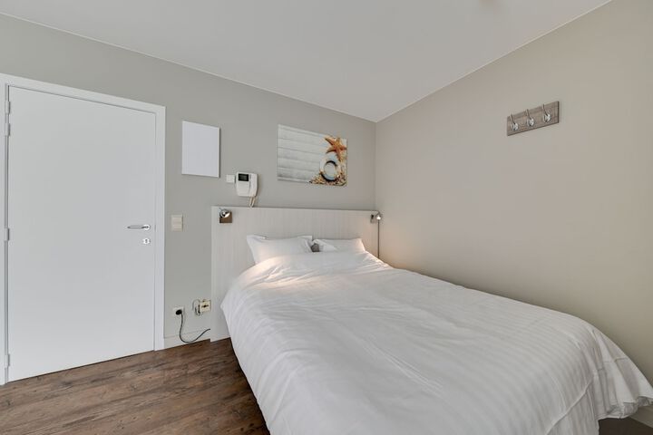 Room 3 of 30