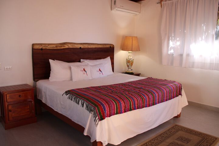 Room 9 of 19