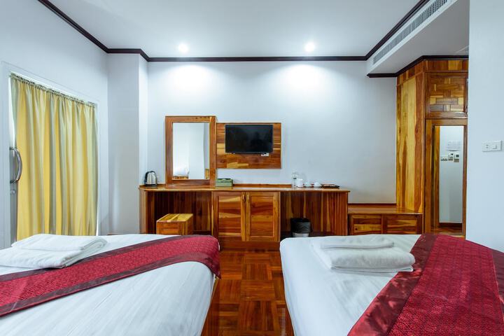 Room 19 of 48