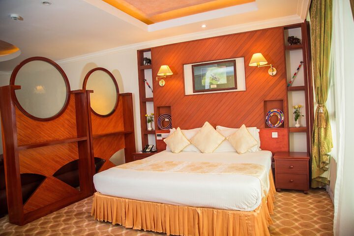 Room 12 of 35
