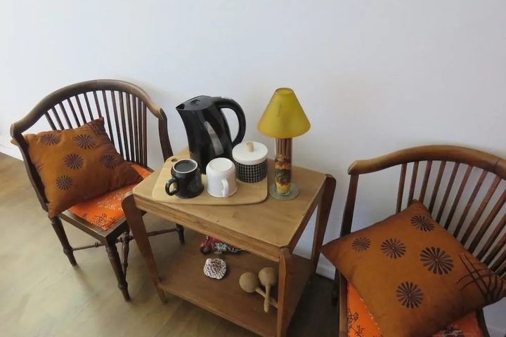 Room 4 of 15