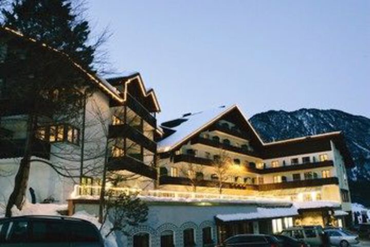 Hotel 12 of 45