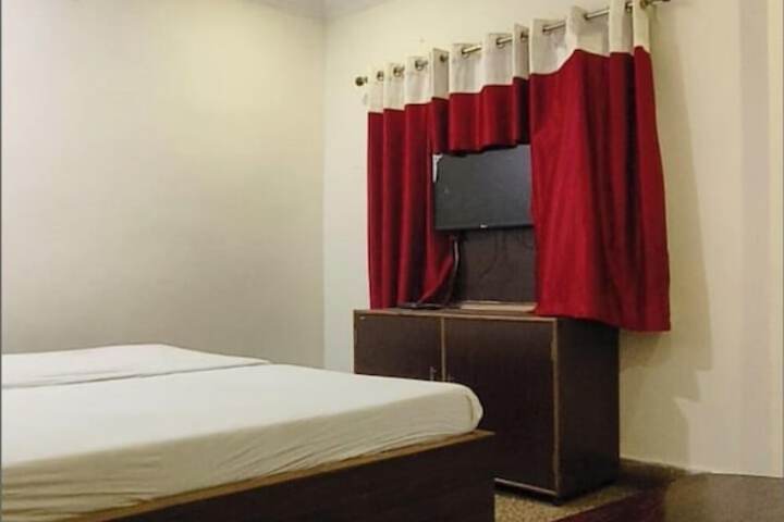Room 15 of 22