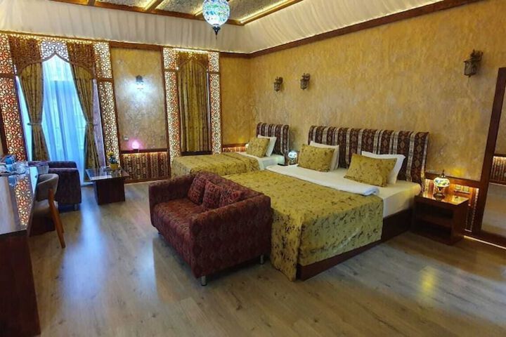 Room 21 of 140