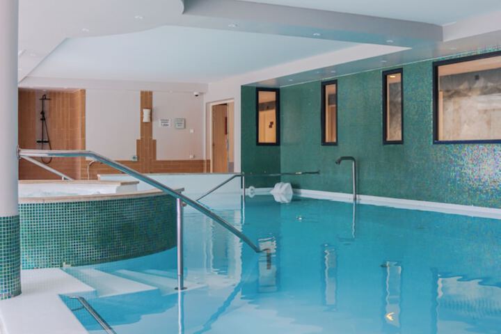 Pool 32 of 57