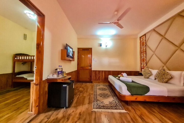 Room 16 of 37