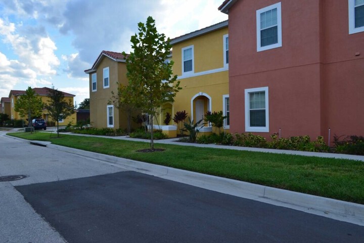 Property Grounds 41 of 50