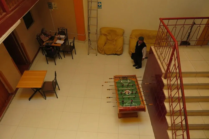Room 13 of 19