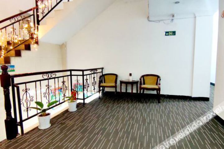 Hotel Interior 7 of 31