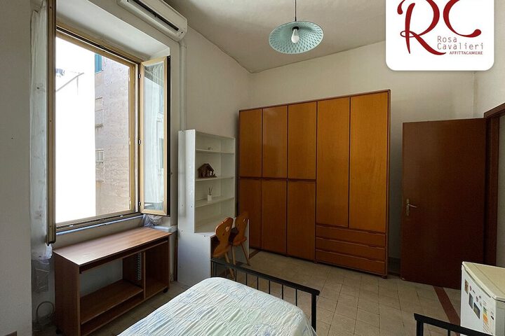 Room 6 of 20