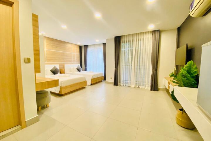 Room 26 of 63