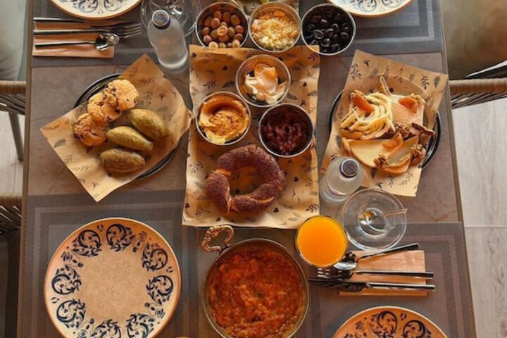 Dining 110 of 124