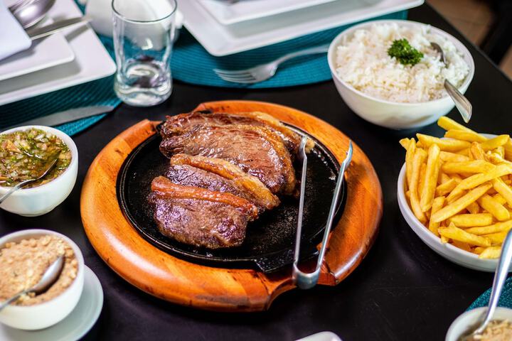 Dining 126 of 181