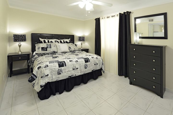 Room 8 of 73