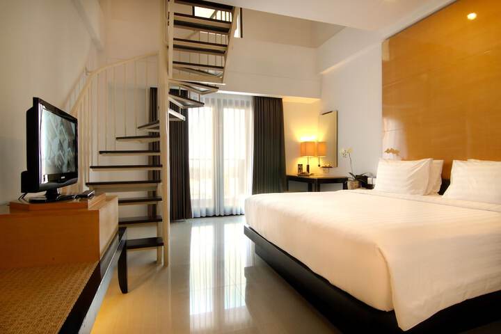 Room 6 of 37