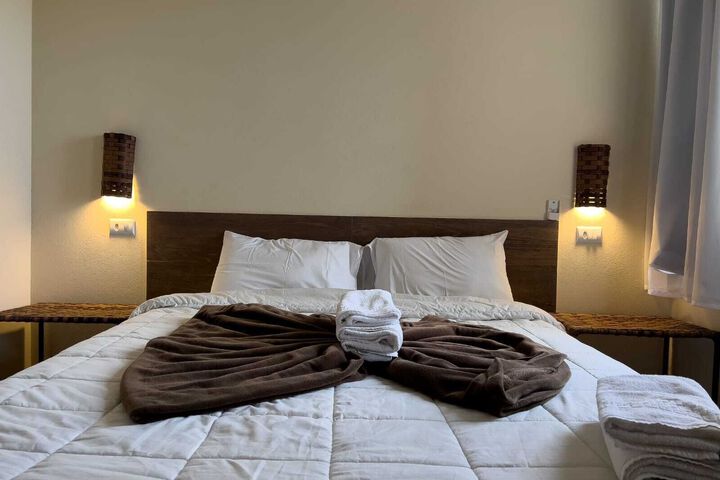Room 30 of 43