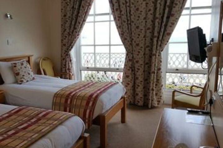 Room 16 of 24