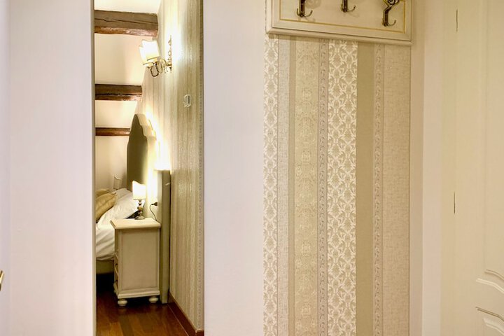 Hotel Interior 76 of 112