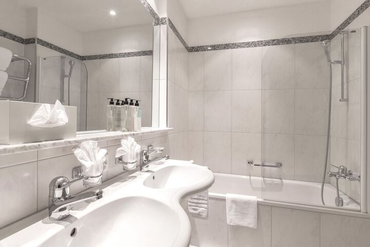Bath Photo
