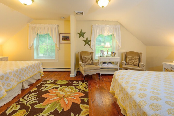 Room 53 of 135
