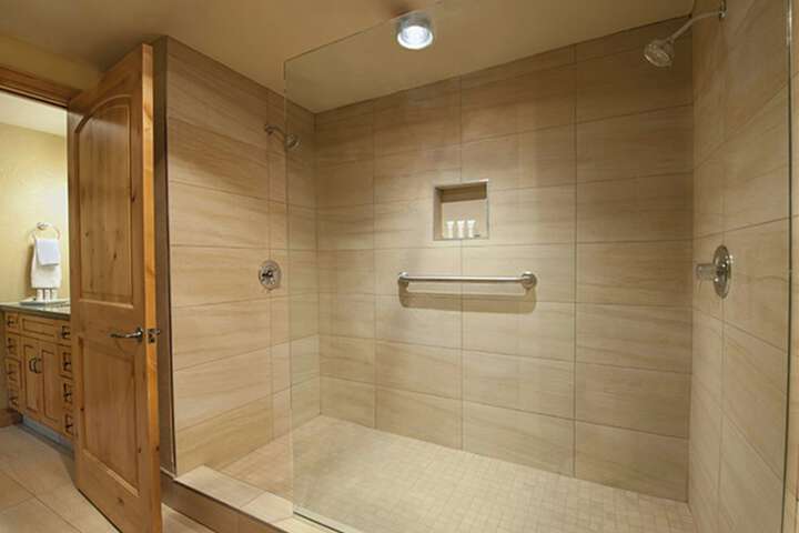 Room 117 of 181