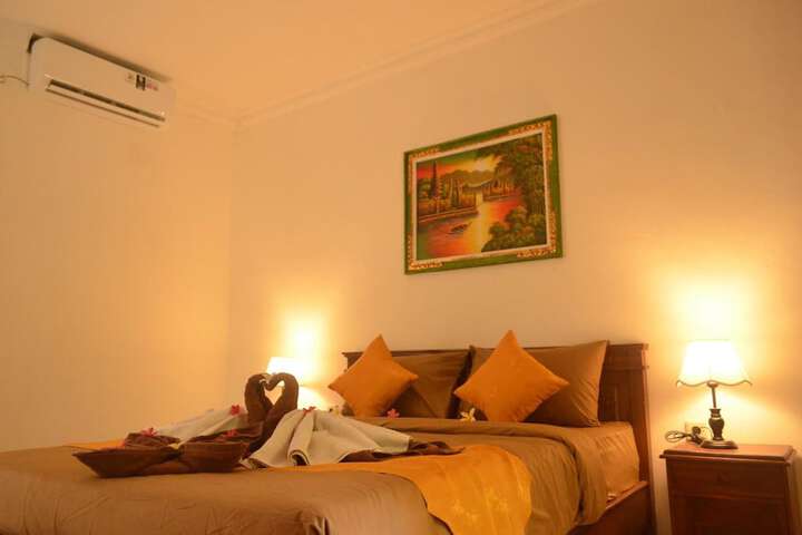 Room 9 of 50