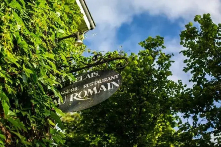 HOTEL AU ROMAIN