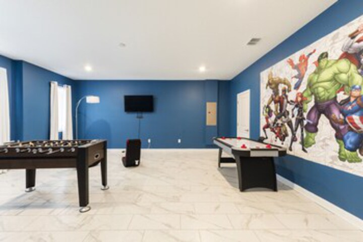 Room 21 of 32