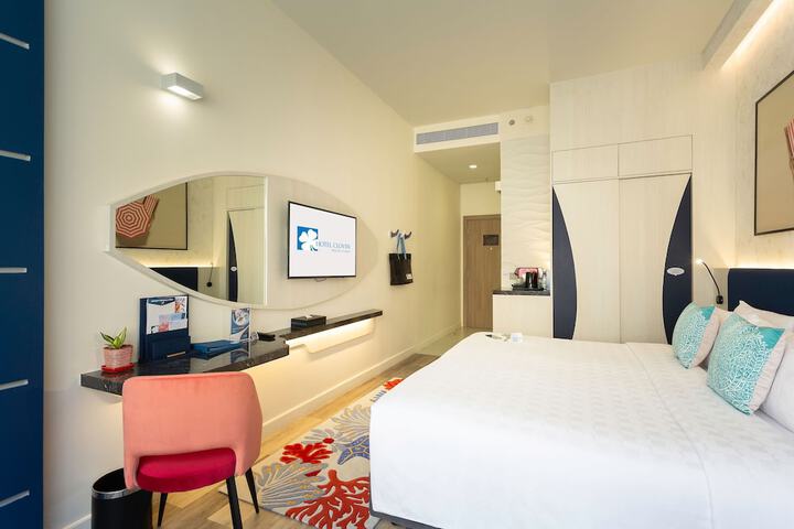 Room 36 of 158