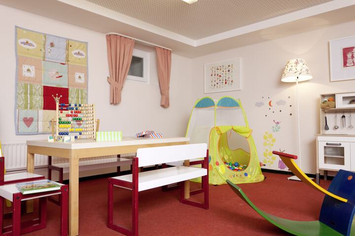 Childrens Activities 30 of 48