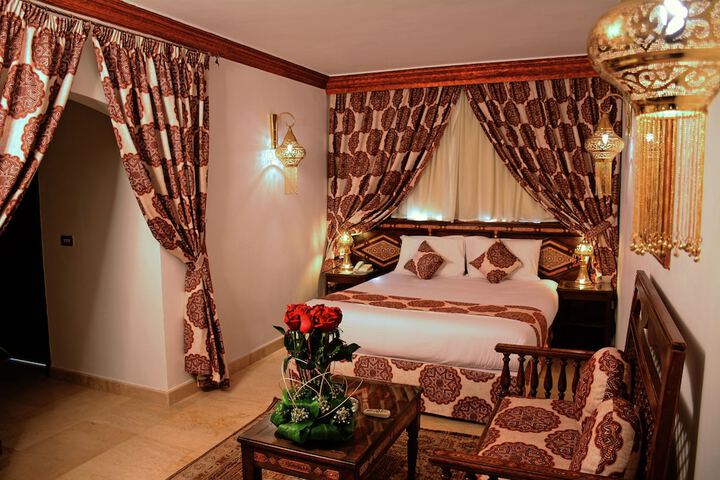 Room 7 of 44