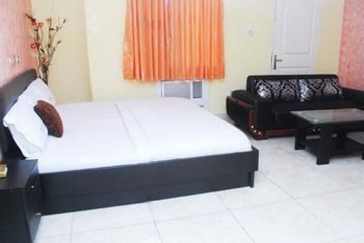 Room 20 of 37