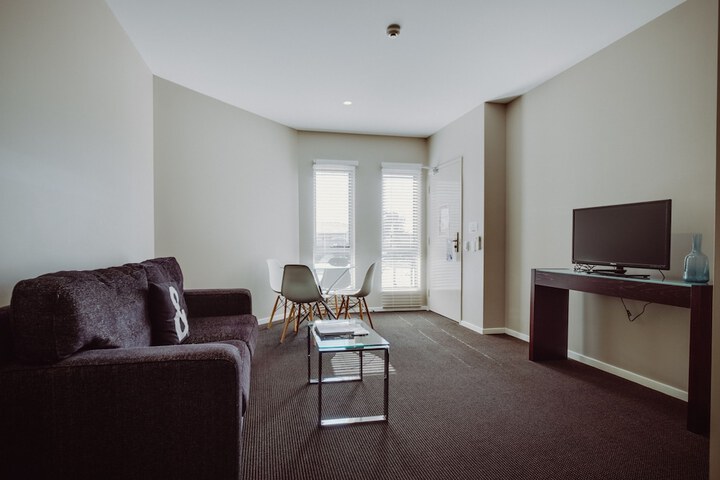 Room 4 of 42