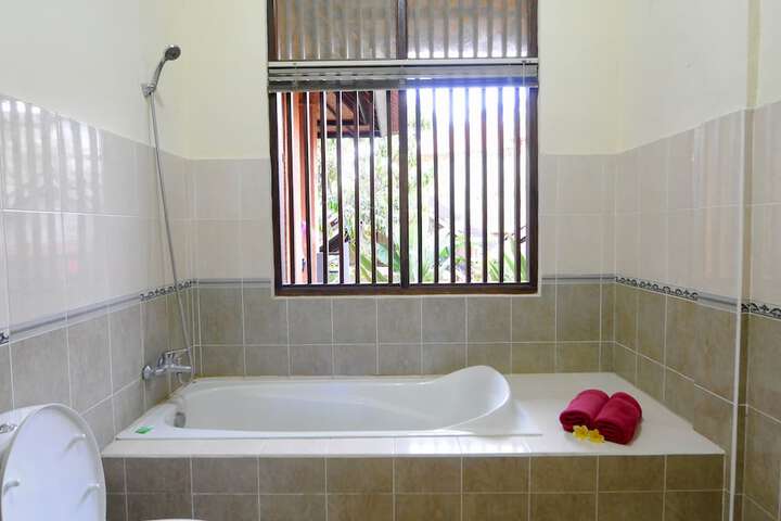 Room 8 of 26