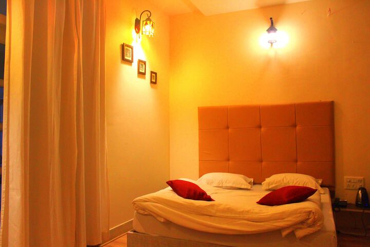 Room 20 of 72