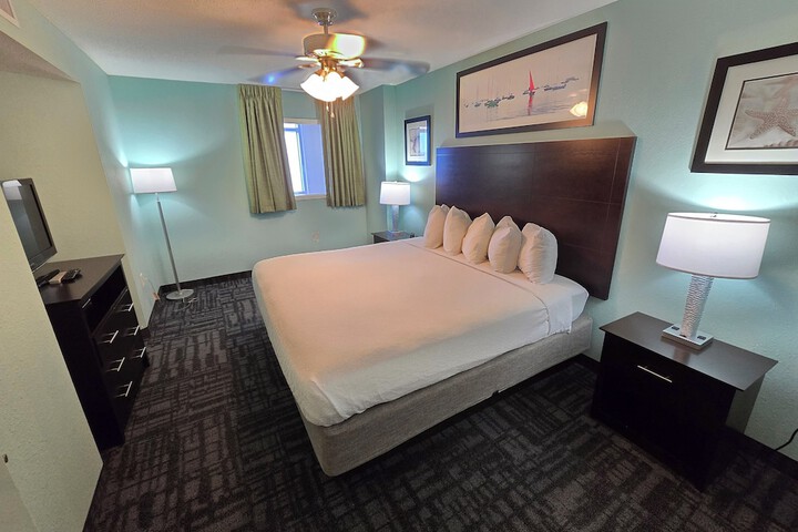 Room 15 of 71