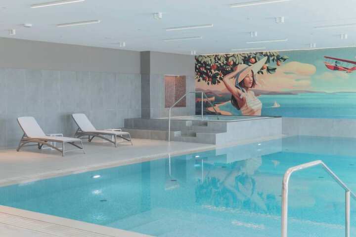 Pool 33 of 59
