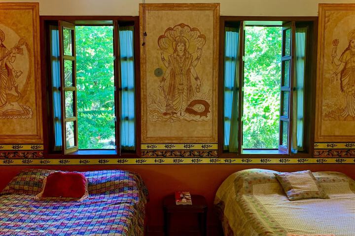 Room 7 of 160