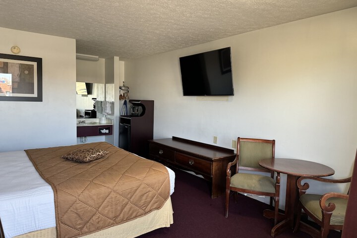 Room 14 of 72