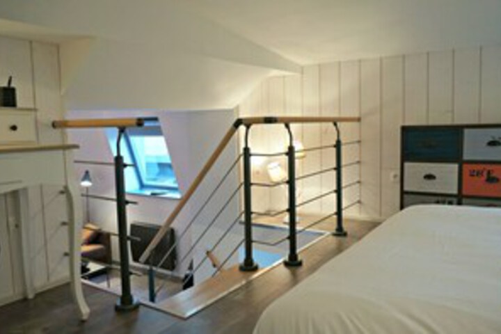 Room 17 of 17