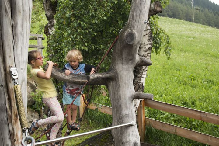 Childrens Activities 59 of 118